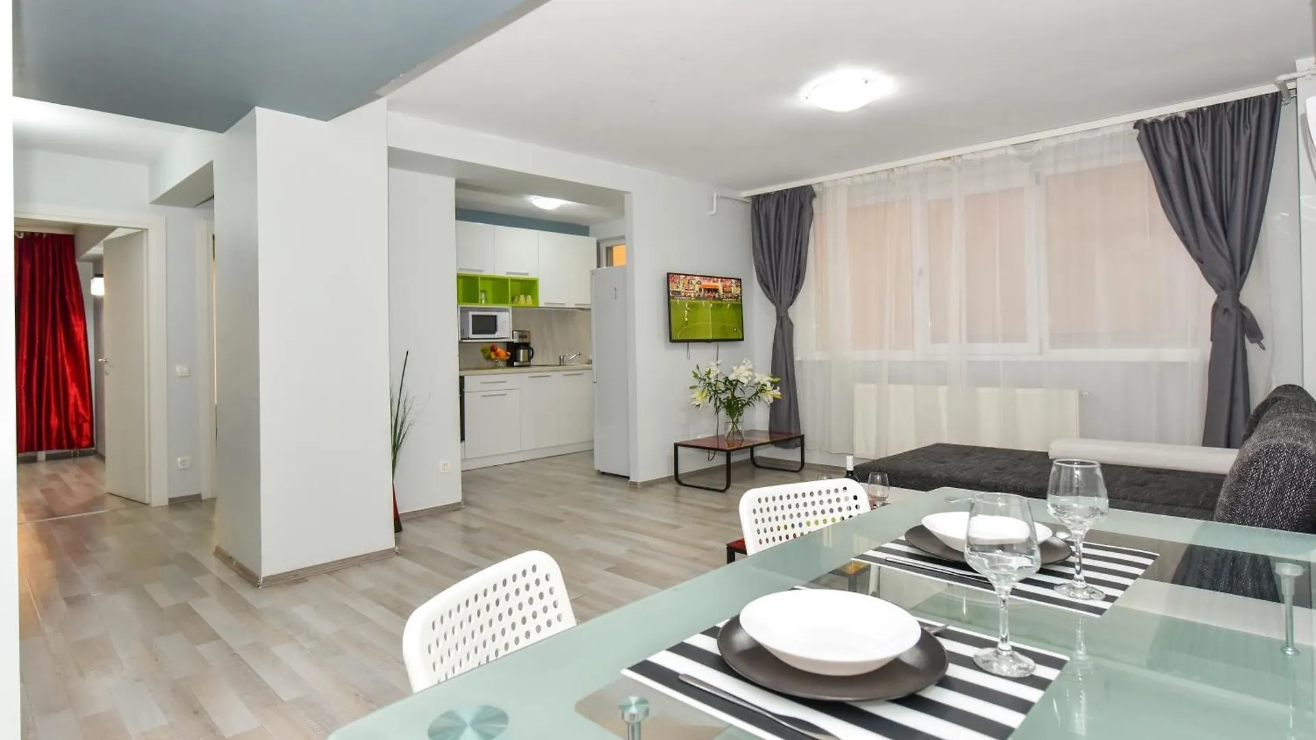 Bucharest Central Apartments - Shabbat Friendly