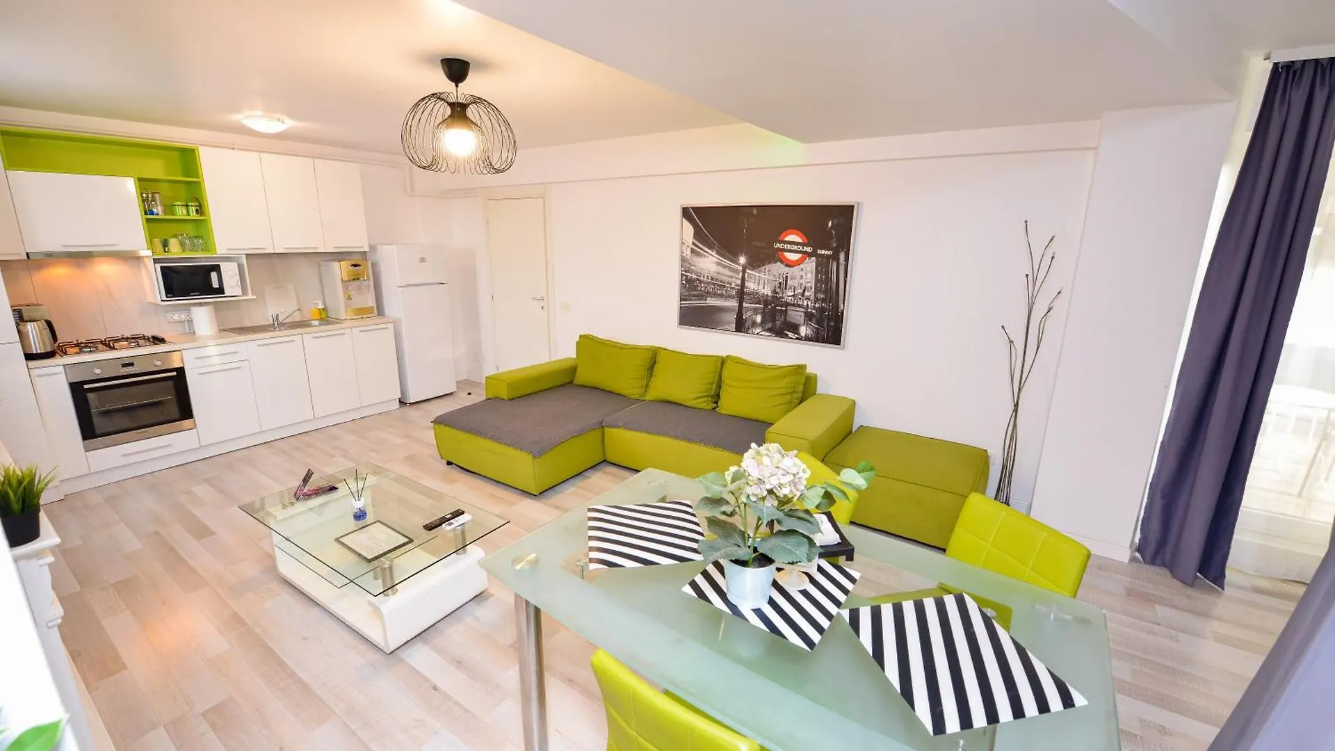 Bucharest Central Apartments - Shabbat Friendly