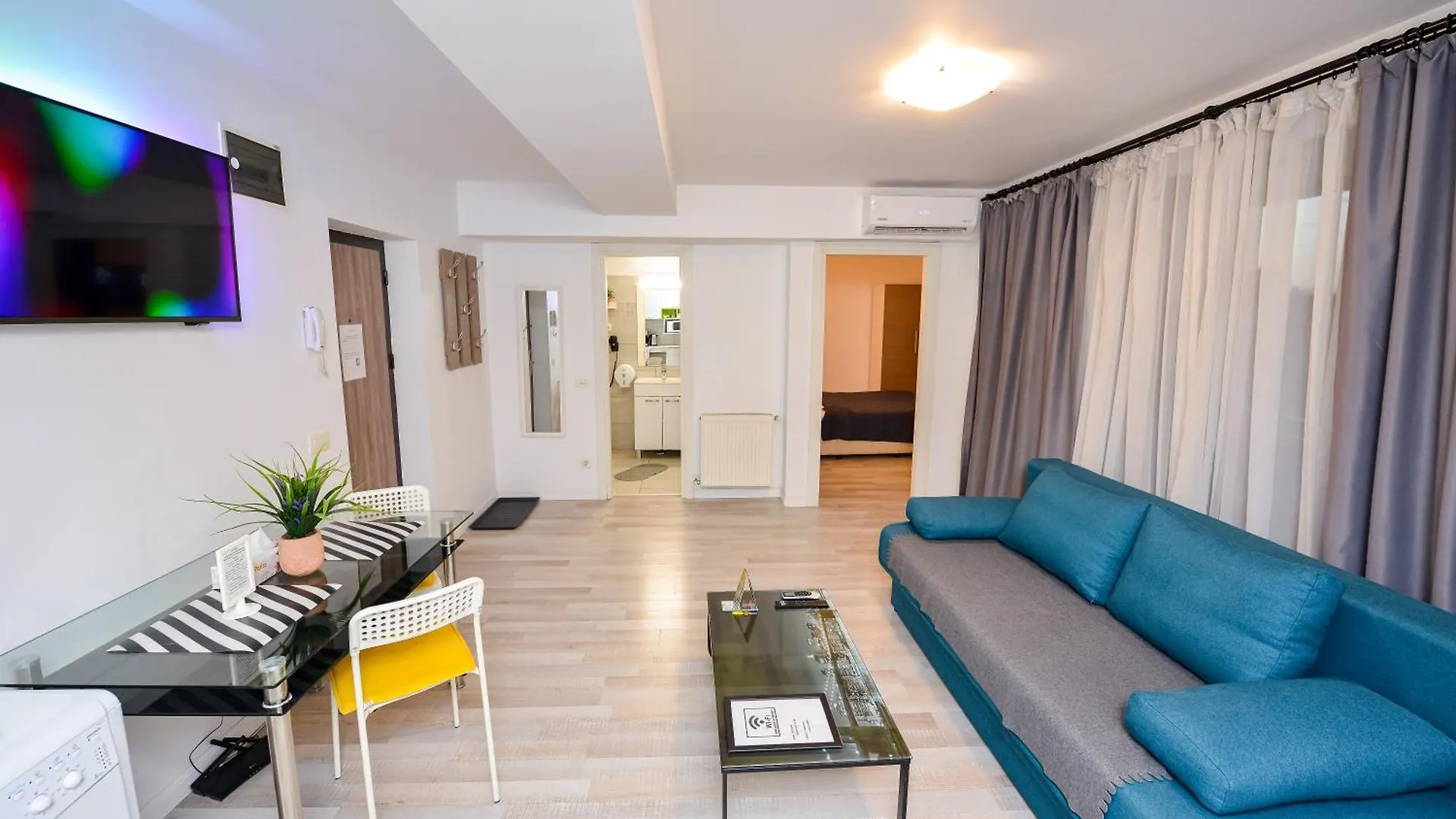 Bucharest Central Apartments - Shabbat Friendly