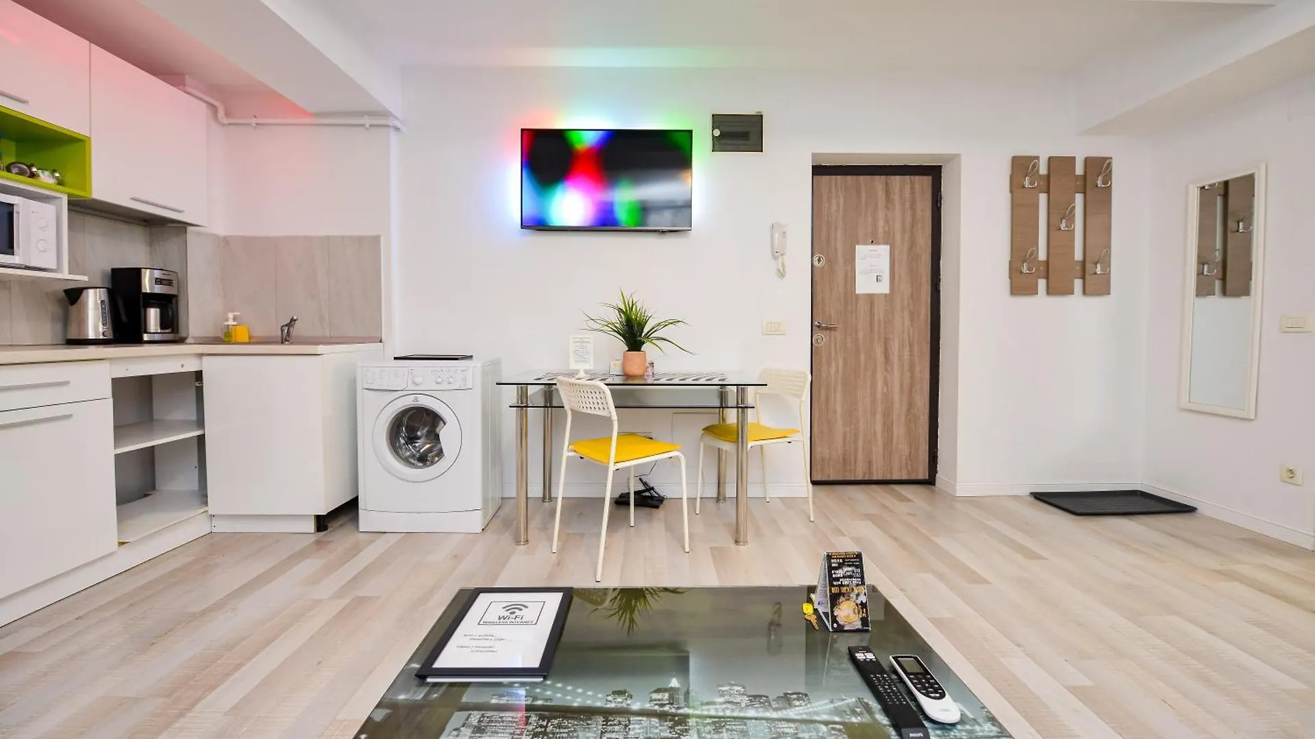 Bucharest Central Apartments - Shabbat Friendly 0*,