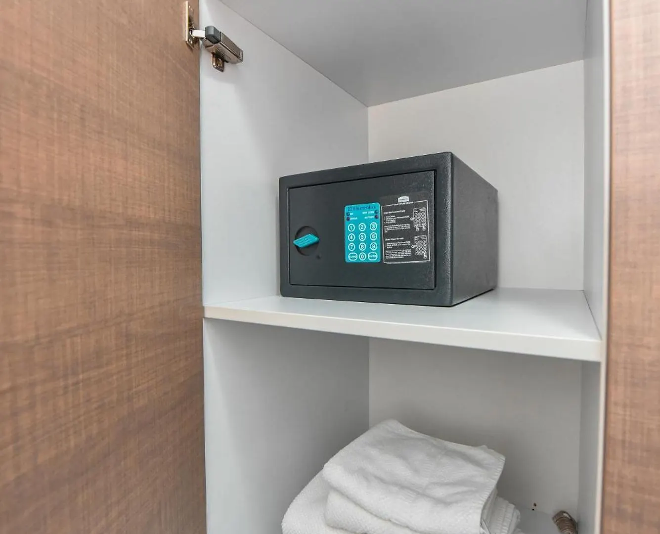 Bucharest Central Apartments - Shabbat Friendly 0*,  Roménia