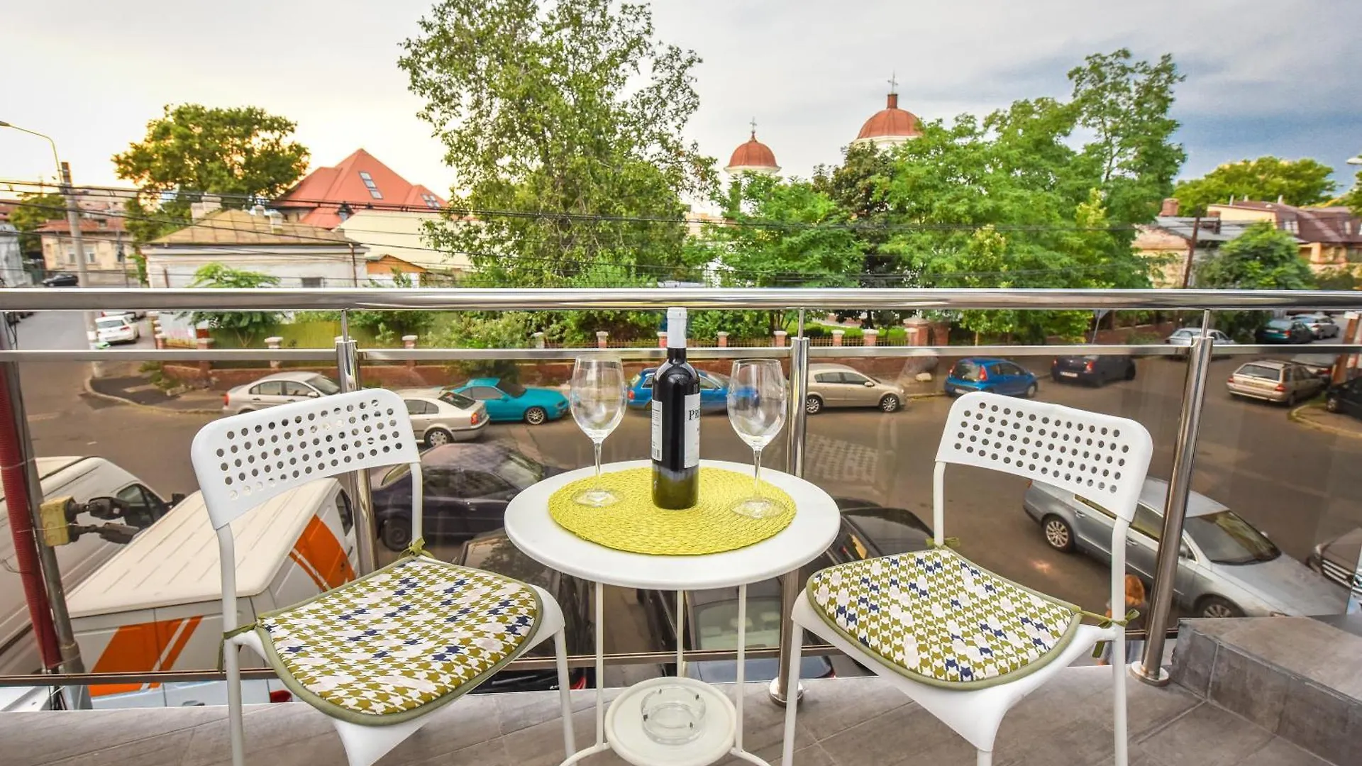 Bucharest Central Apartments - Shabbat Friendly