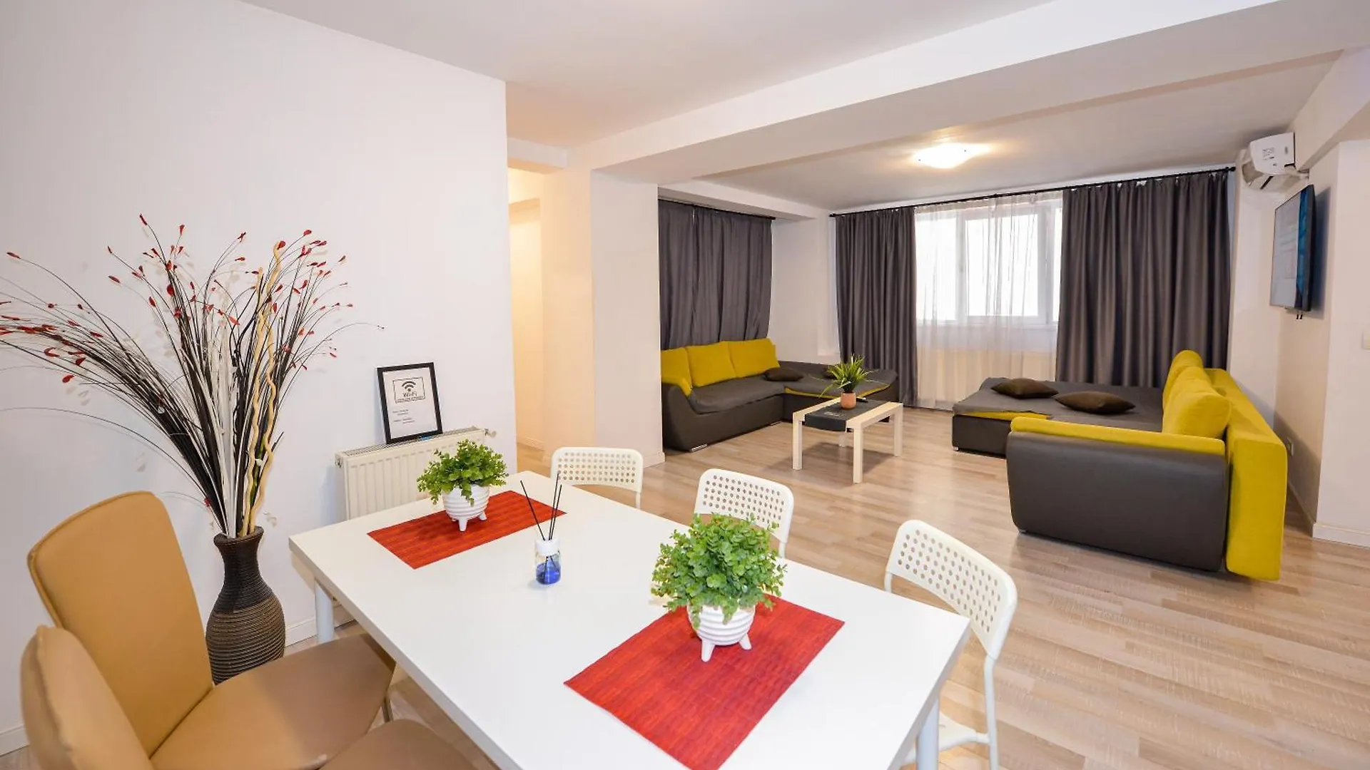 Bucharest Central Apartments - Shabbat Friendly 0*,