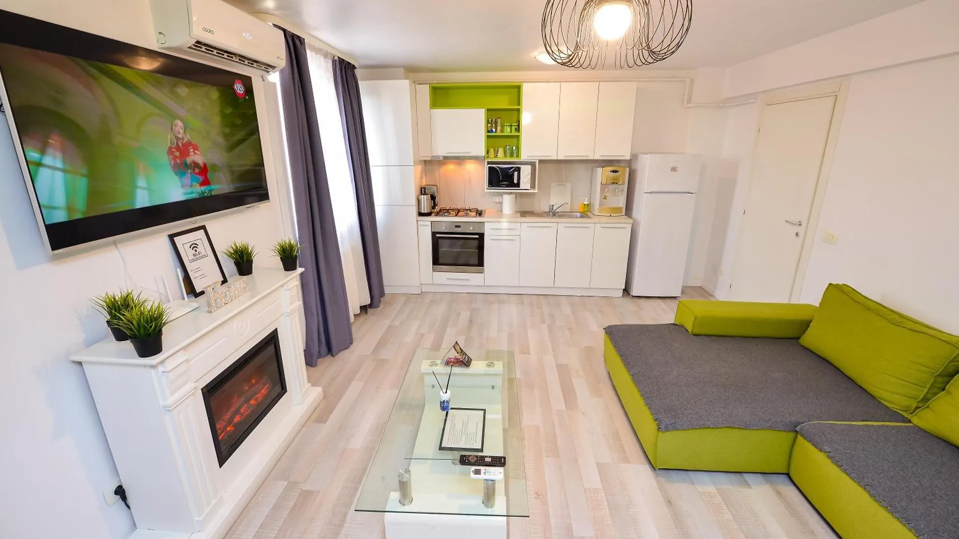 Bucharest Central Apartments - Shabbat Friendly