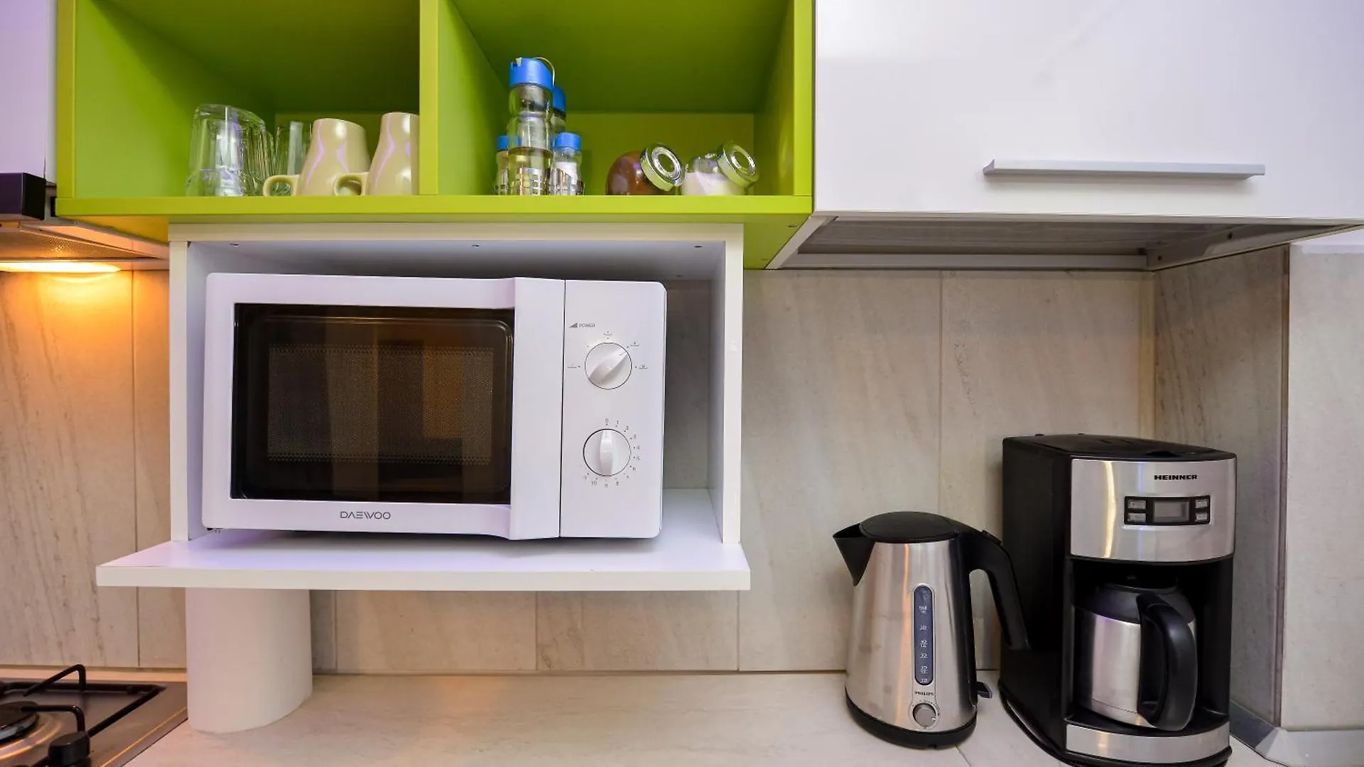 Bucharest Central Apartments - Shabbat Friendly