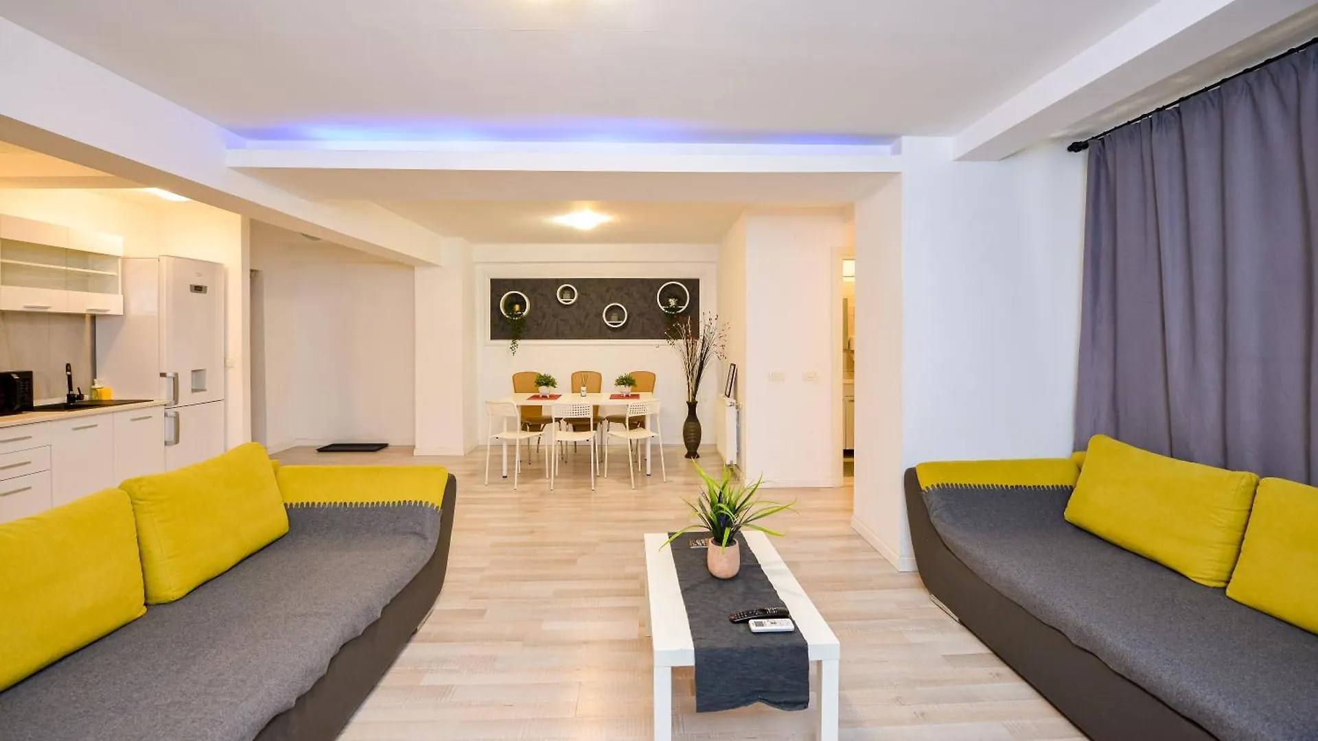 Bucharest Central Apartments - Shabbat Friendly